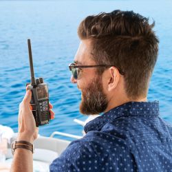 Vhf portable cobra bluebound 350